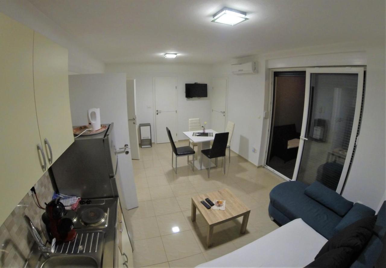 Apartmani Zaric Malinska Extérieur photo