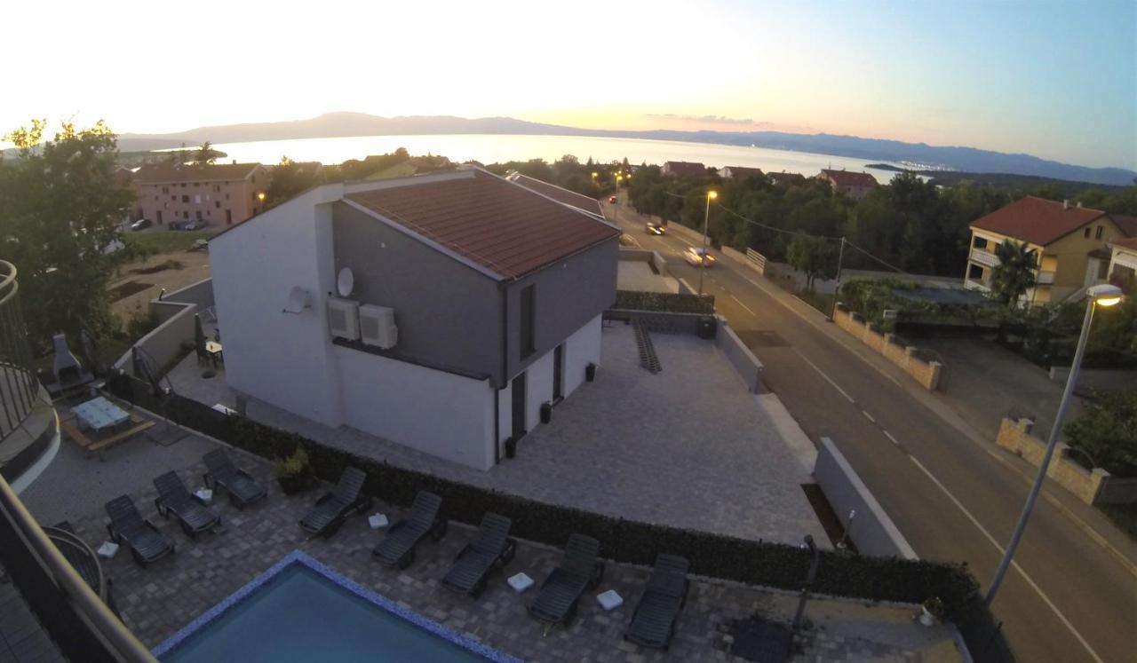 Apartmani Zaric Malinska Extérieur photo