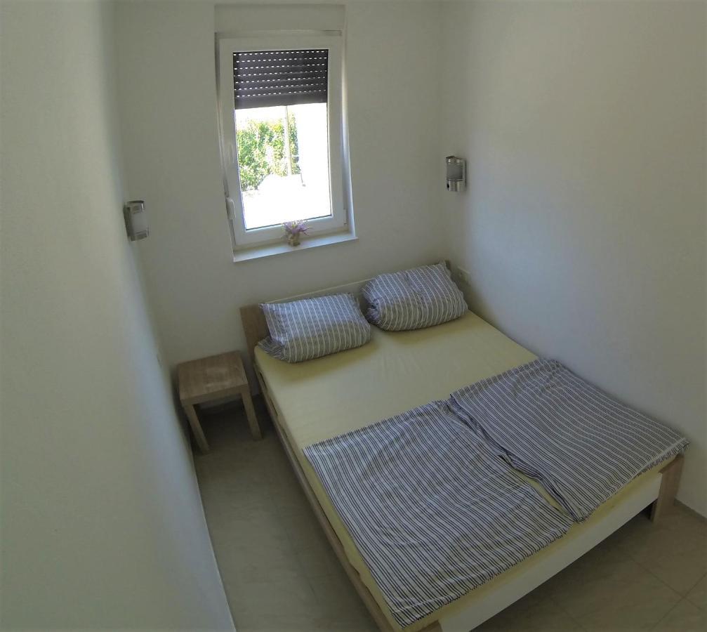 Apartmani Zaric Malinska Extérieur photo